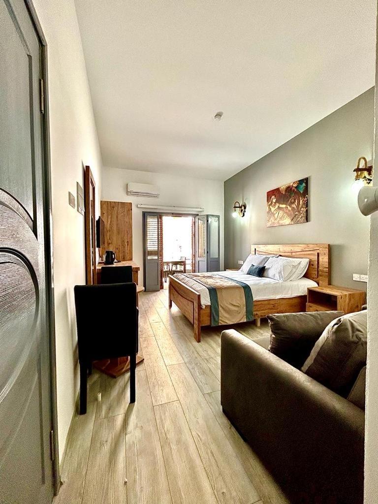 Royal Goddess Guest House, Walled City Famagusta  Exterior foto